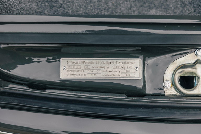 Porsche 911 E