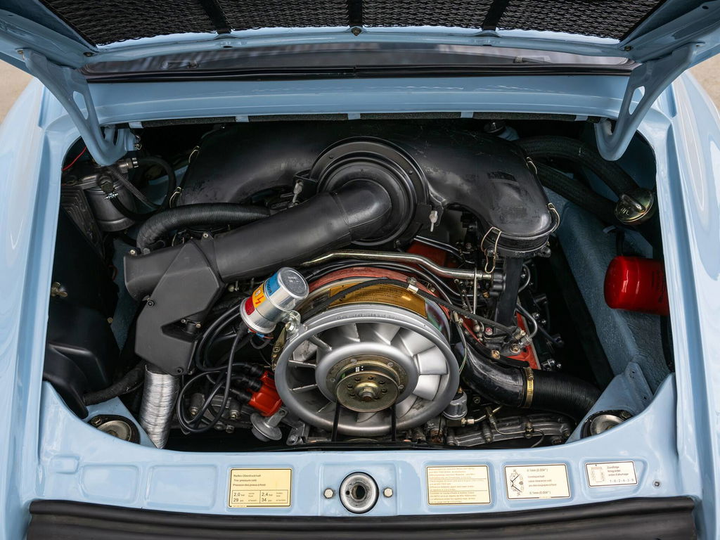 Porsche 911 Carrera (US)