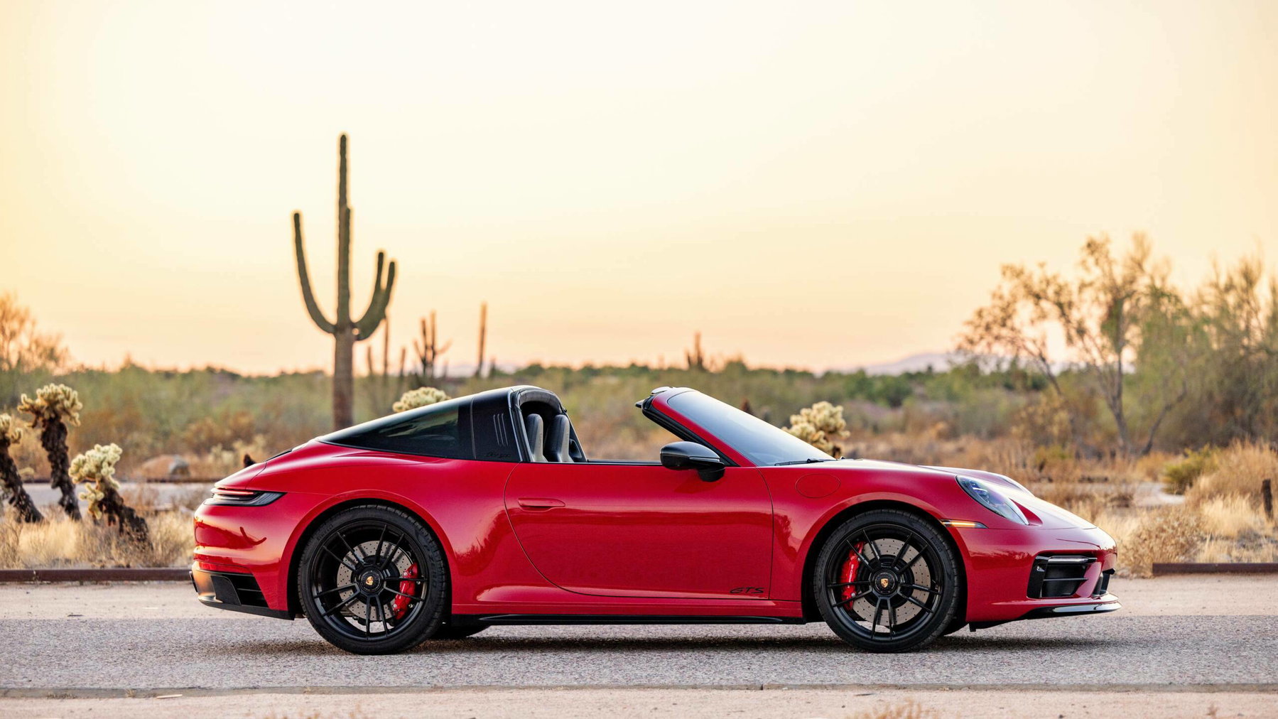 Porsche 992 Targa 4 GTS 2023 - elferspot.com - Marketplace for