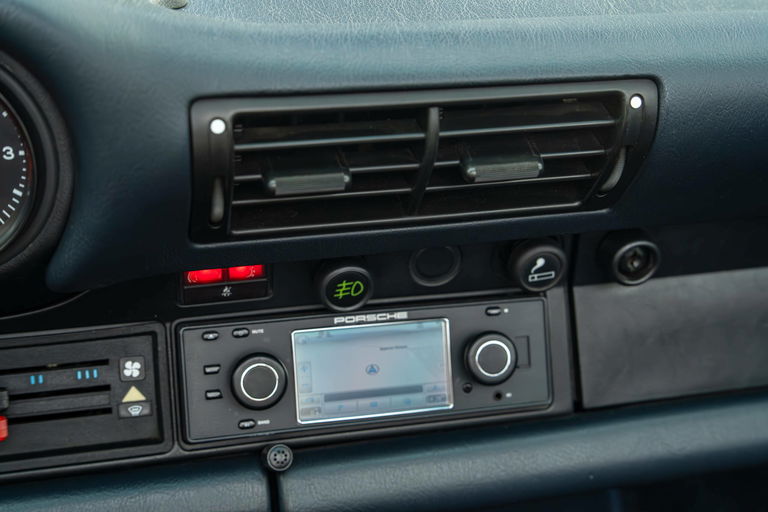 Porsche 911 Carrera 3.2 (US)