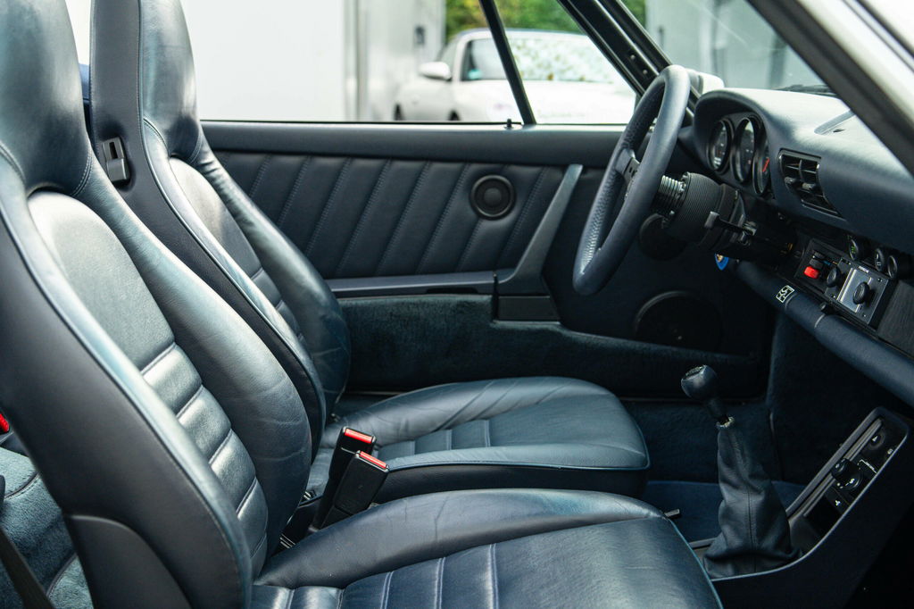 Porsche 911 Carrera 3.2 (US)