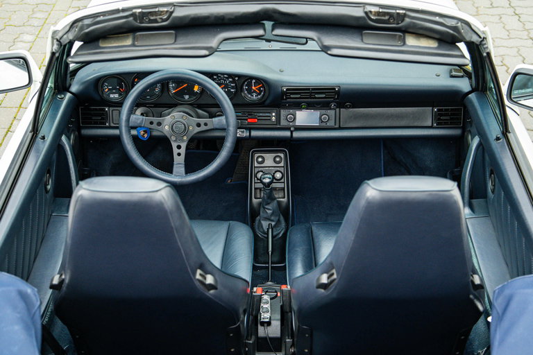 Porsche 911 Carrera 3.2 (US)