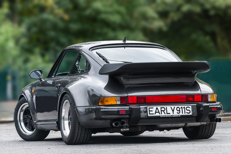 Porsche 911 Turbo S 3.3