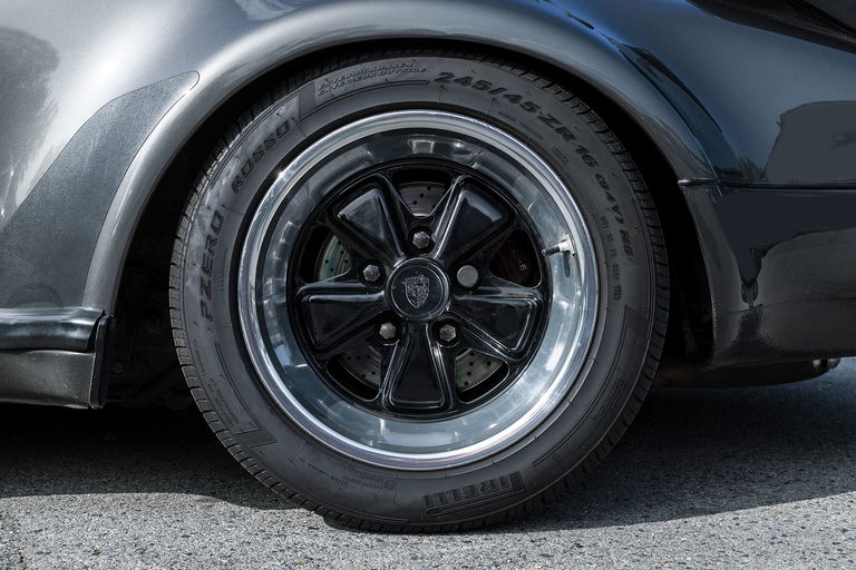 Porsche 911 Turbo S 3.3