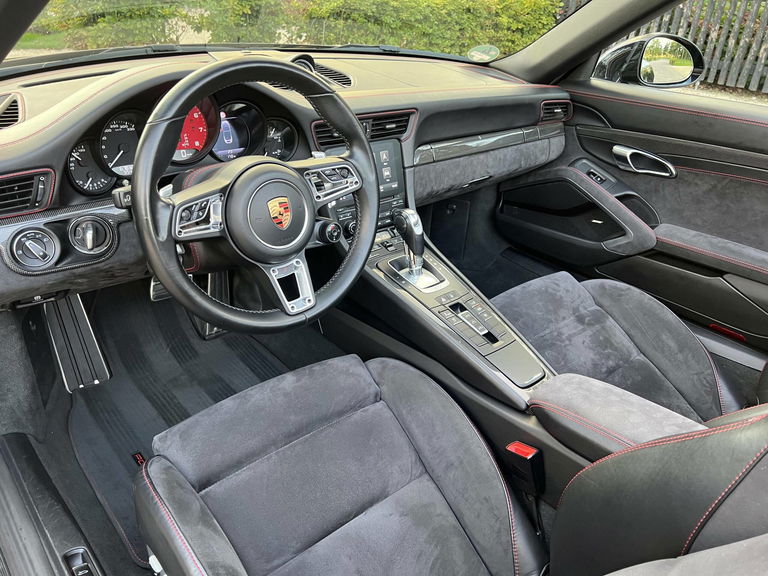 Porsche 991.2 Carrera 4 GTS