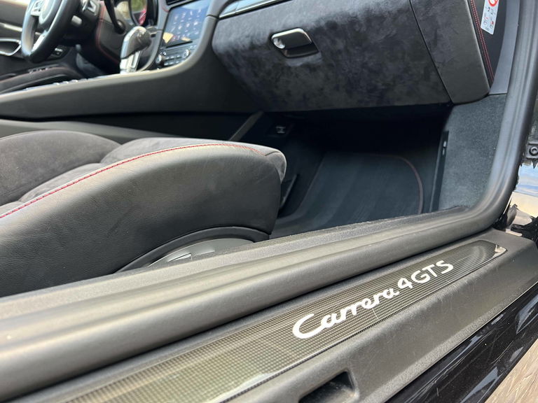 Porsche 991.2 Carrera 4 GTS