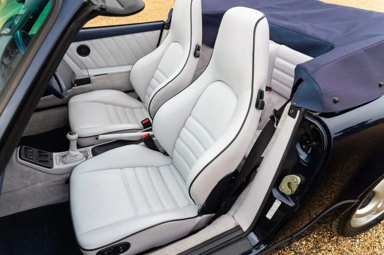 Porsche 964 Carrera 4