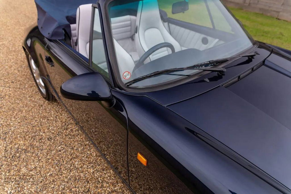 Porsche 964 Carrera 4