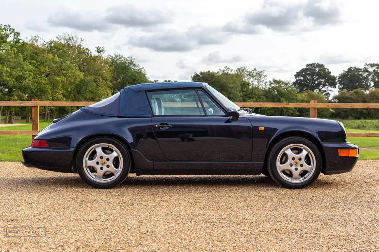 Porsche 964 Carrera 4