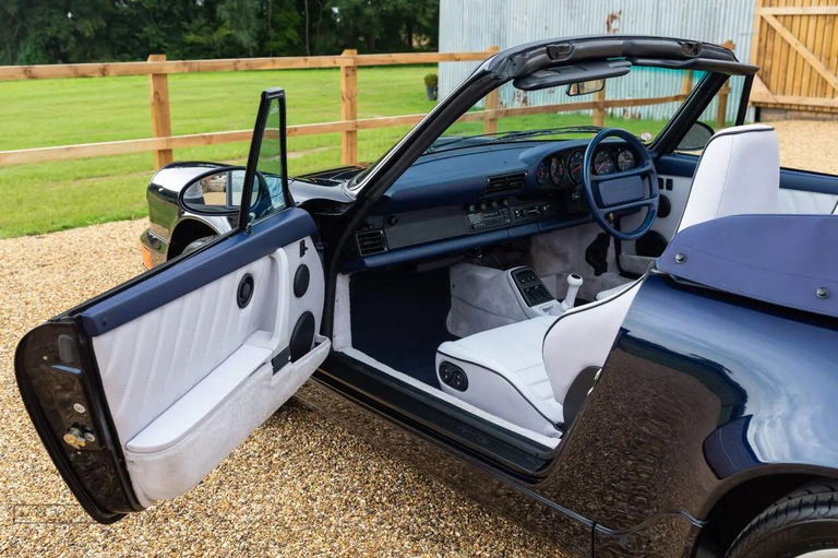 Porsche 964 Carrera 4