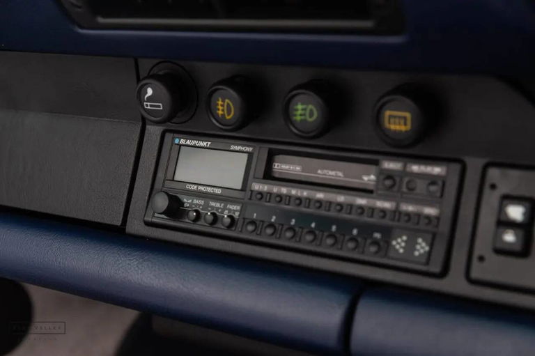 Porsche 964 Carrera 4