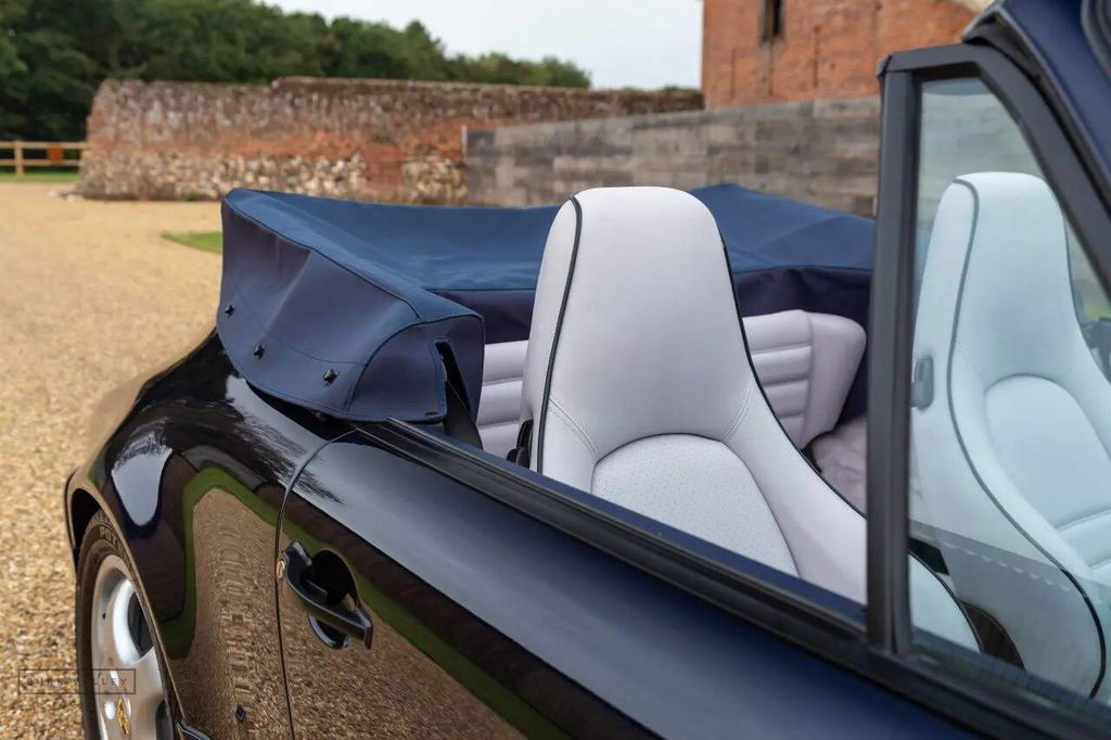 Porsche 964 Carrera 4