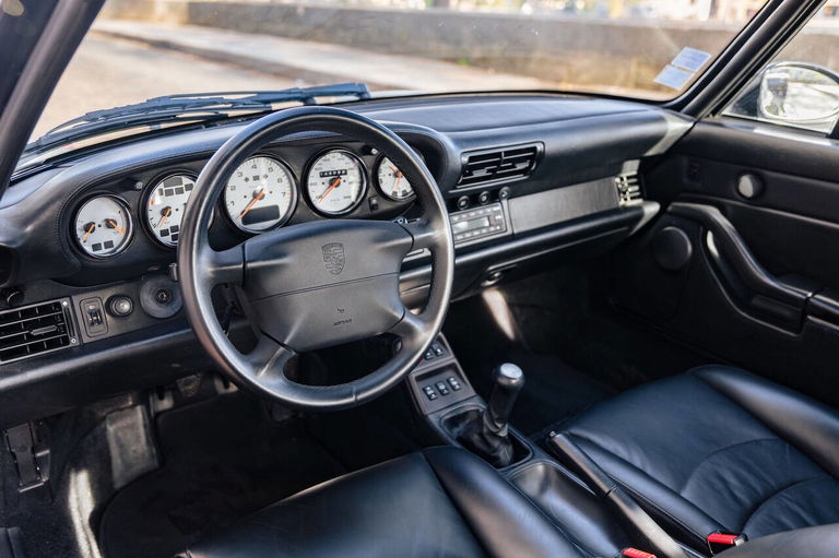 Porsche 993 Carrera 4S