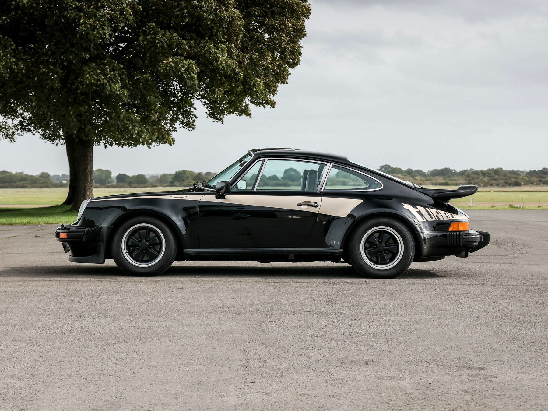 Porsche 911 sales turbo 3.0