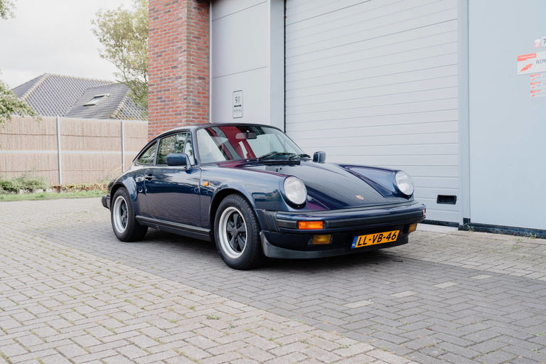 Porsche 911 Carrera 3.2