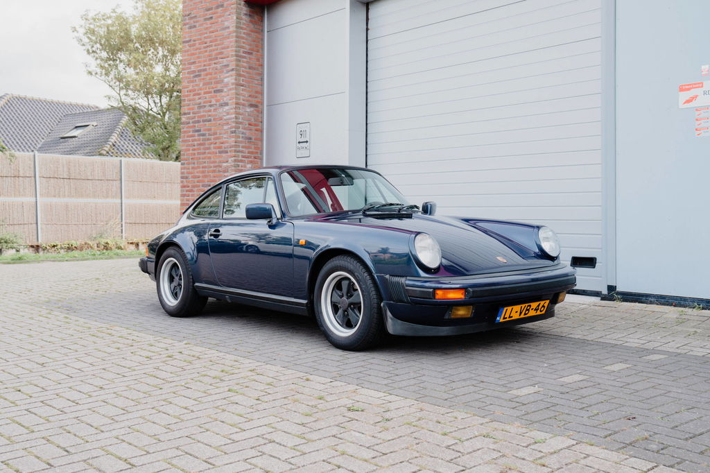 Porsche 911 Carrera 3.2