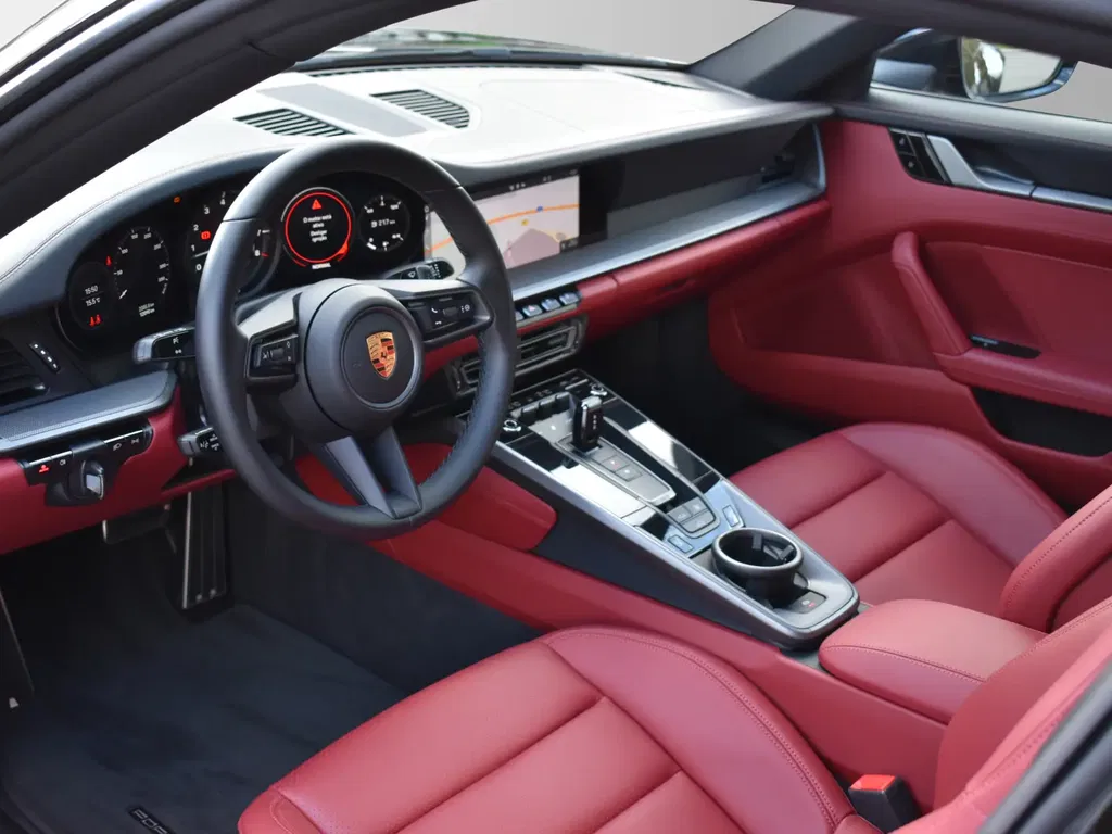 Porsche 992 Carrera S