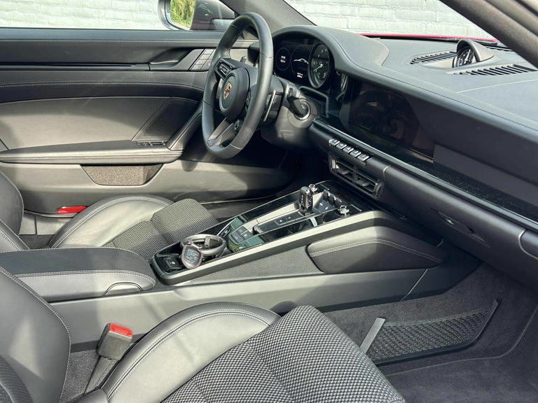 Porsche 992 Carrera T