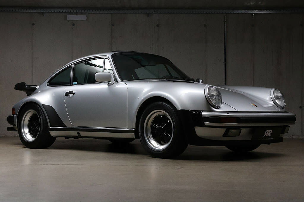 Porsche 911 Turbo 3.3