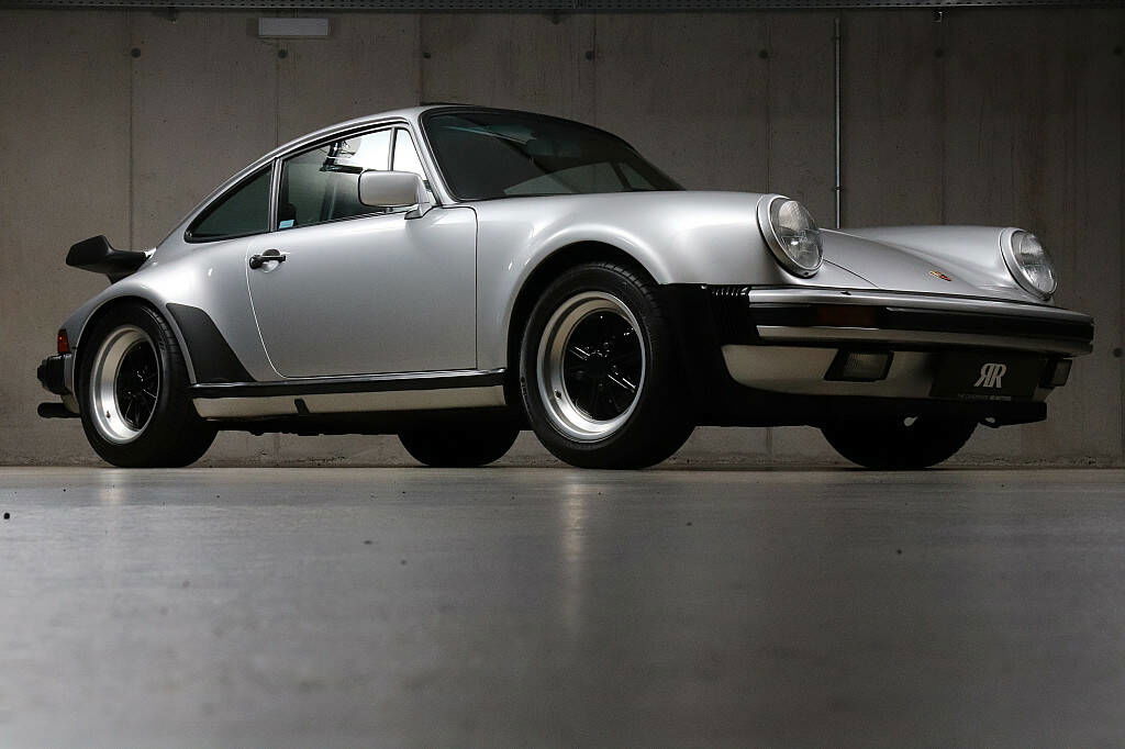 Porsche 911 Turbo 3.3