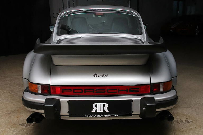 Porsche 911 Turbo 3.3