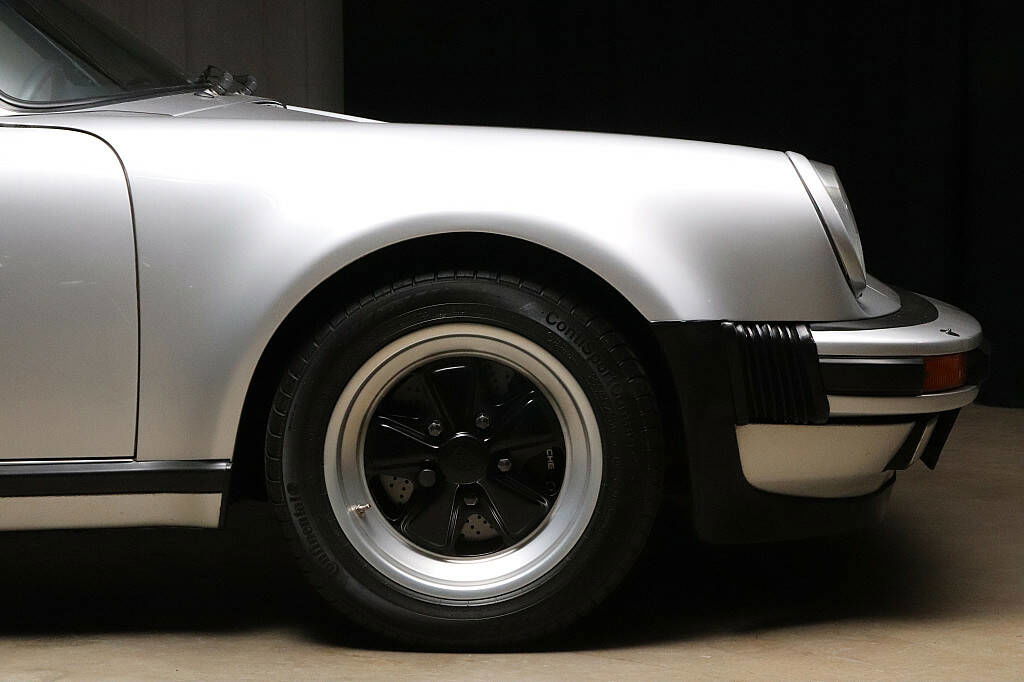 Porsche 911 Turbo 3.3