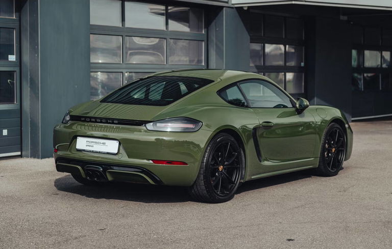 Porsche 718 Cayman