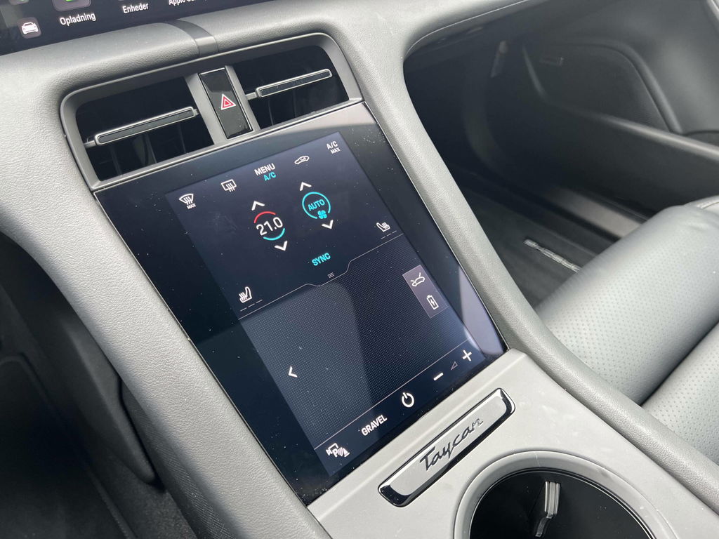 Porsche Taycan 4 Cross Turismo