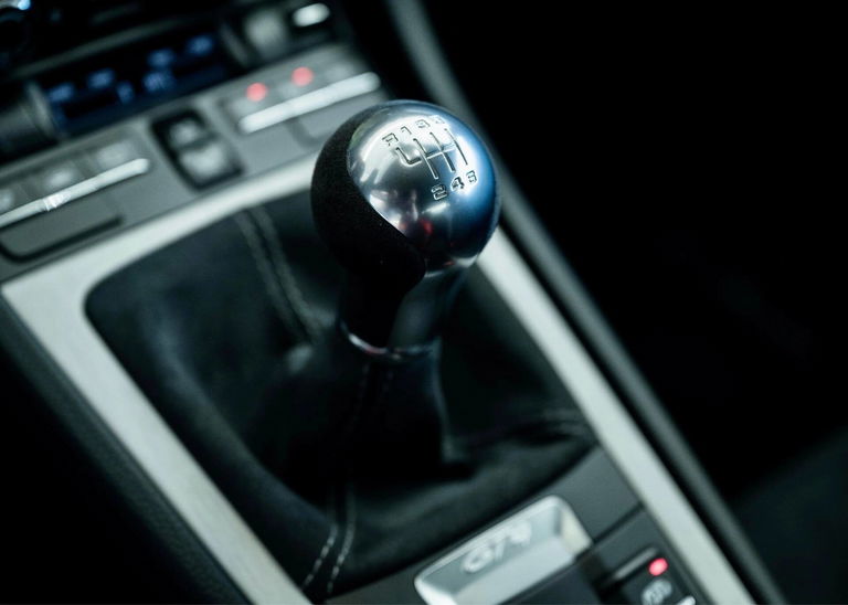 Porsche 981 Cayman GT4