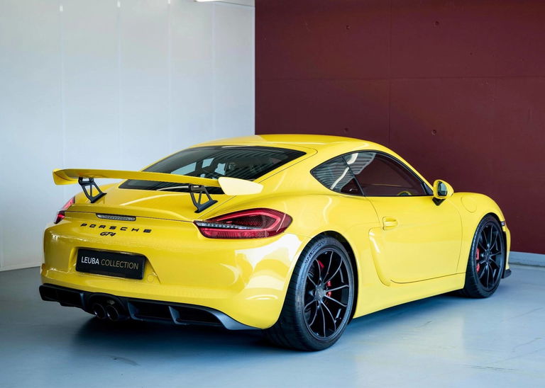 Porsche 981 Cayman GT4