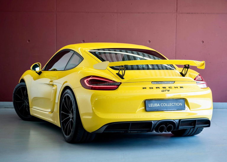 Porsche 981 Cayman GT4