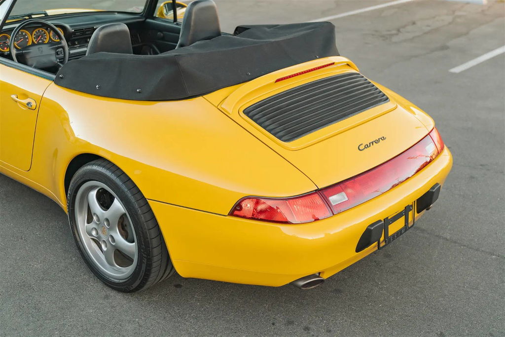 Porsche 993 Carrera