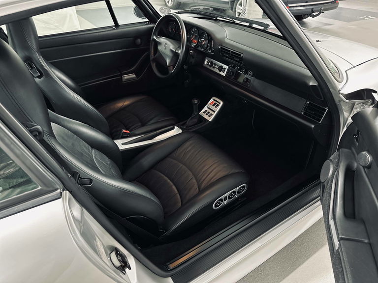 Porsche 993 Carrera 4S