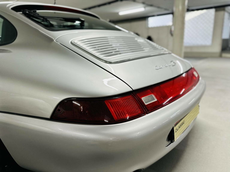 Porsche 993 Carrera 4S