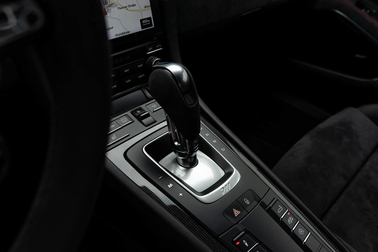 Porsche 991.2 Carrera GTS