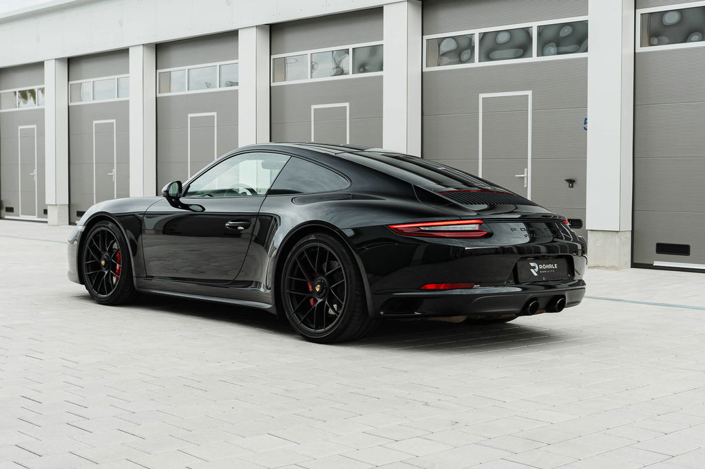 Porsche 991.2 Carrera GTS