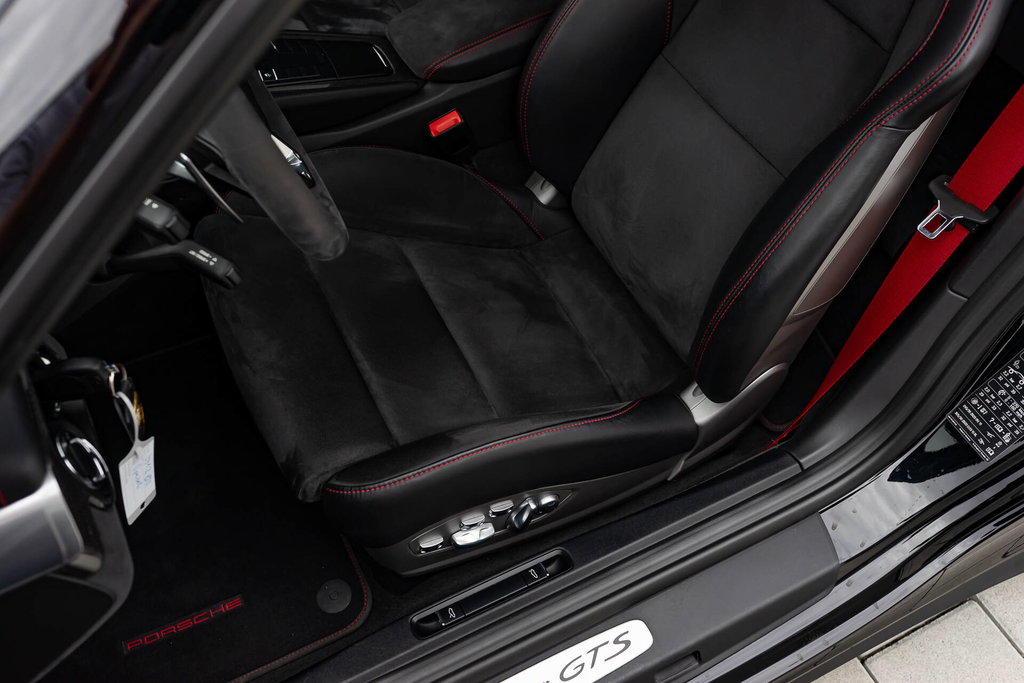 Porsche 991.2 Carrera GTS