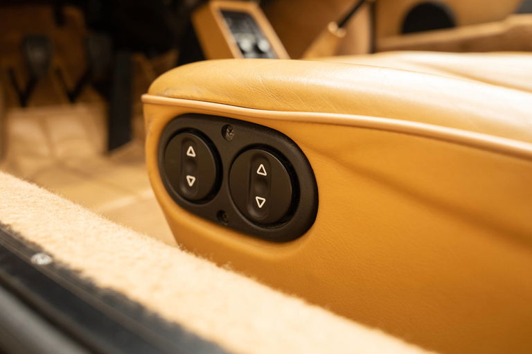 Porsche 911 Carrera 3.2 Speedster (US)