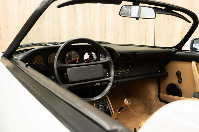 Porsche 911 Carrera 3.2 Speedster (US)