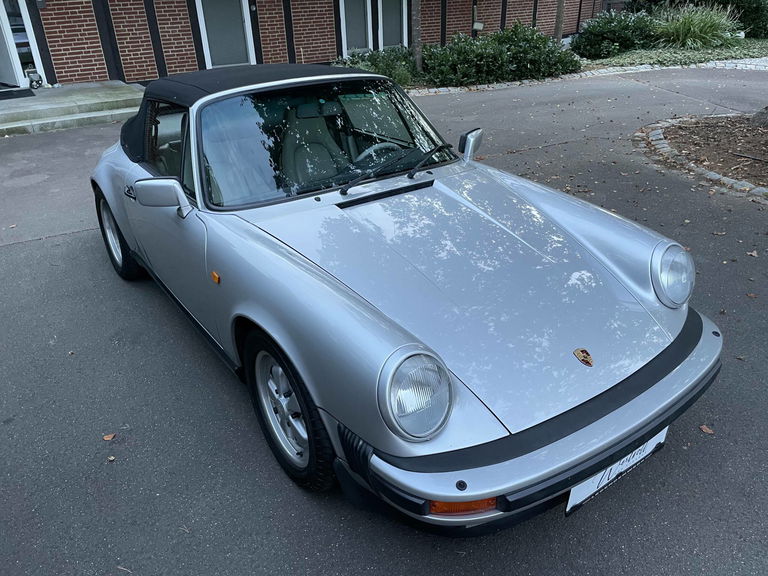 Porsche 911 Carrera 3.2 „25 Jahre 911“