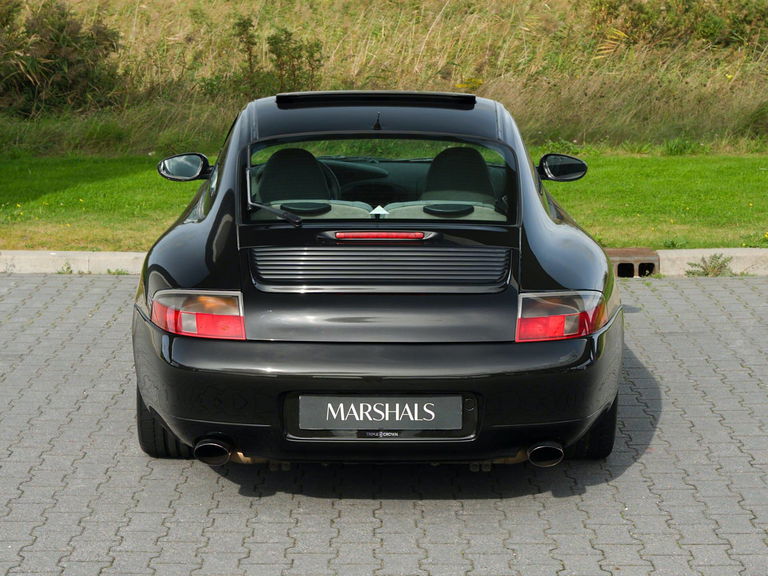 Porsche 996 Carrera