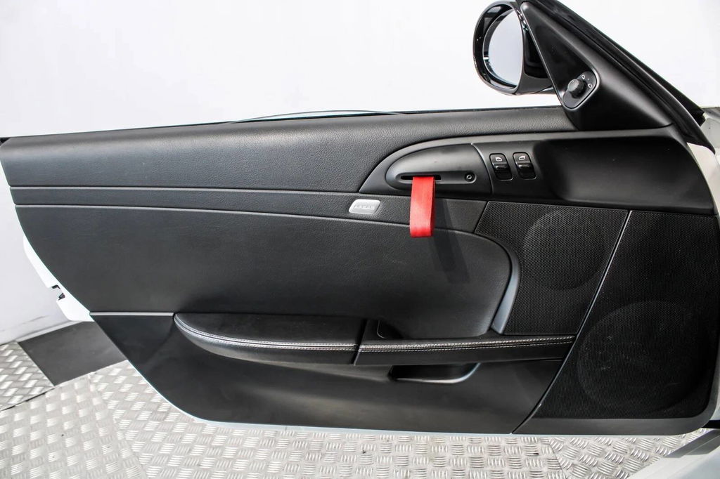 Porsche 987 Cayman R