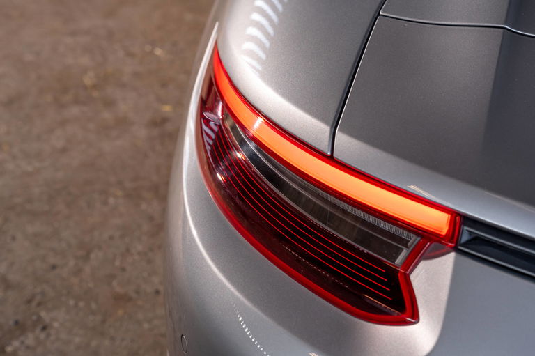 Porsche 991.2 Carrera GTS