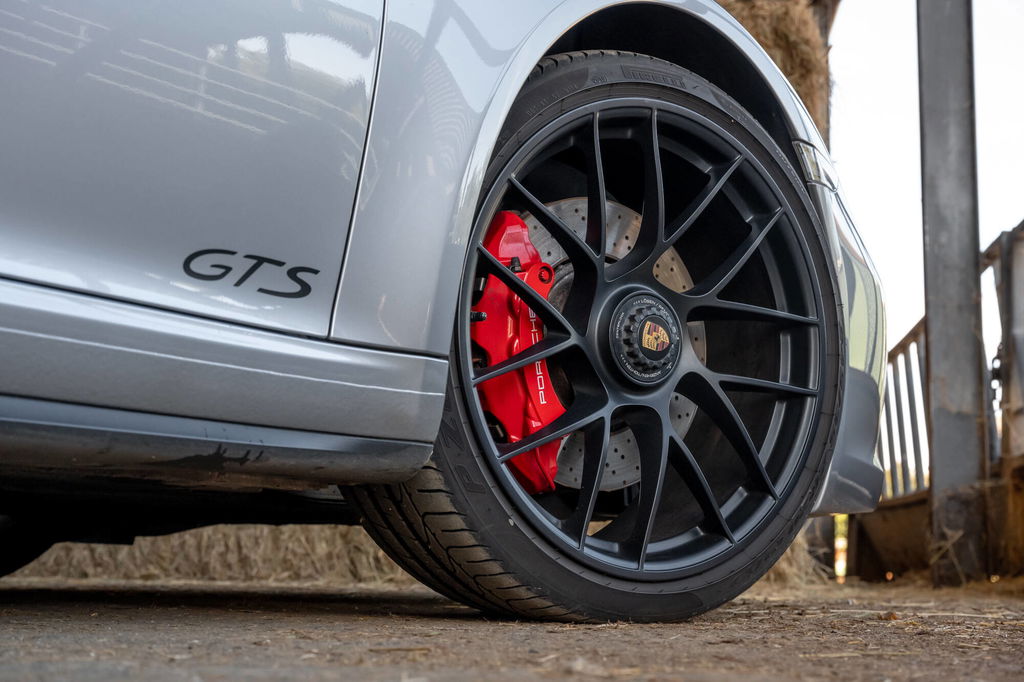 Porsche 991.2 Carrera GTS
