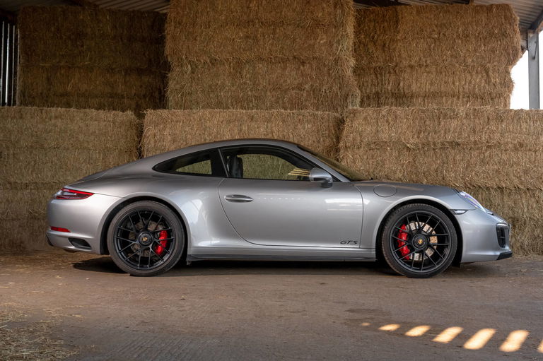 Porsche 991.2 Carrera GTS