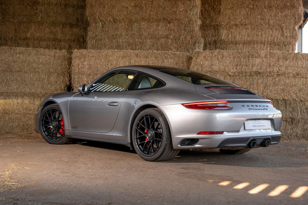 Porsche 991.2 Carrera GTS