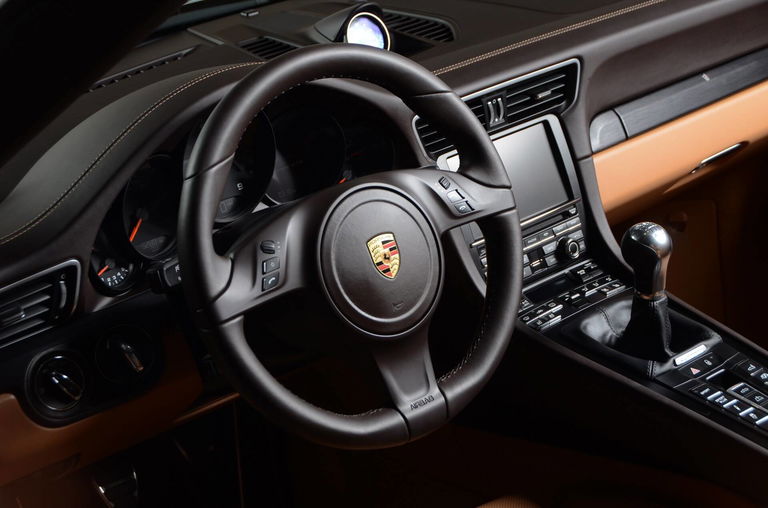 Porsche 991 Carrera GTS