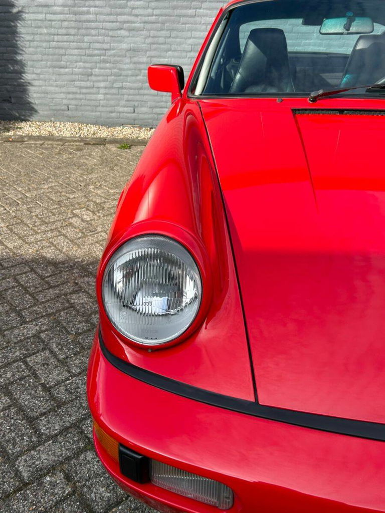 Porsche 964 Carrera 4