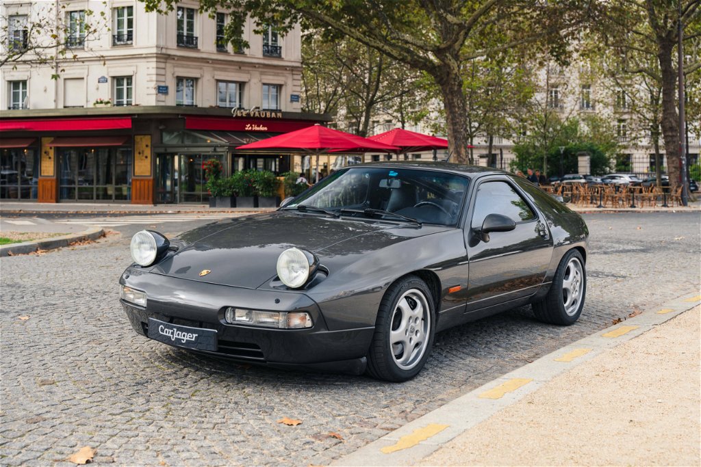 Porsche 928 GTS