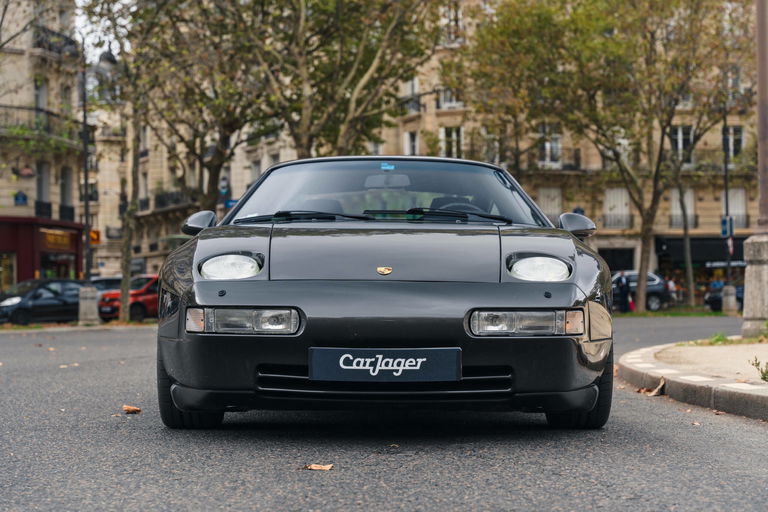 Porsche 928 GTS